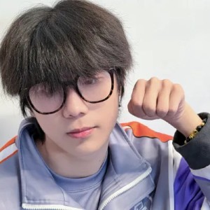 星空体育-小屿发文道歉：缺乏对女性最基本的尊重，扣除三个月工资