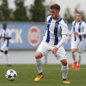 星空体育下载-外媒：若昂·拉梅拉引起武汉三镇兴趣，转会可能需要100万欧